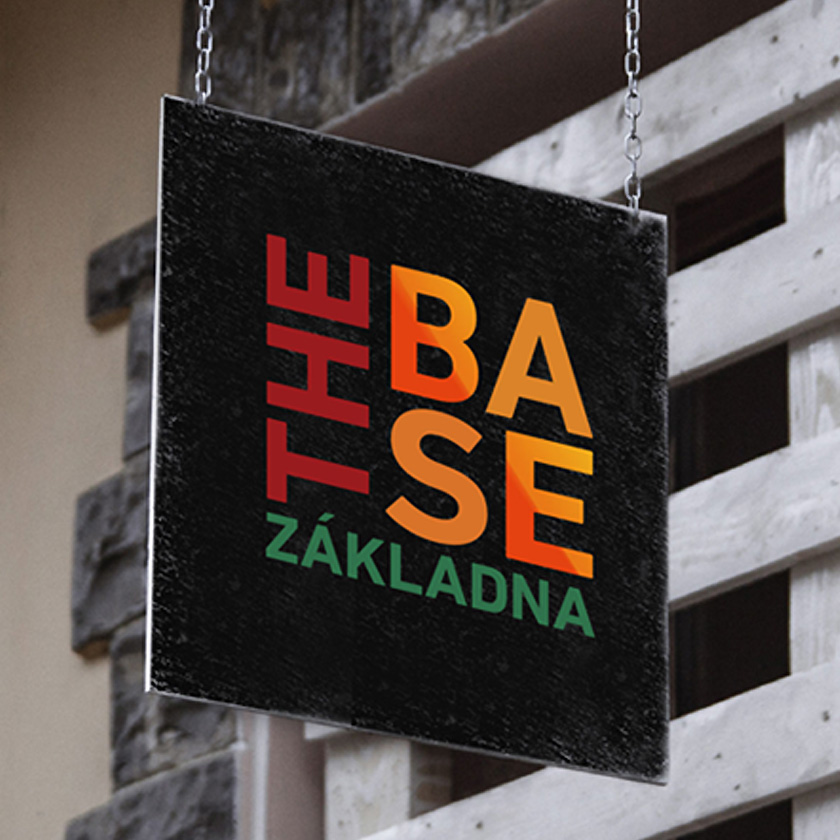 The Base logodizajn reštaurácie. Firemná tabuľa.